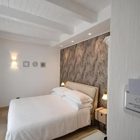 Il Filo Di Arianna-mola-bed And Breakfast